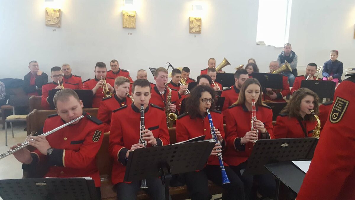 Limena glazba razveselila sumještane na uskrsnoj misi u Novoj Biloj