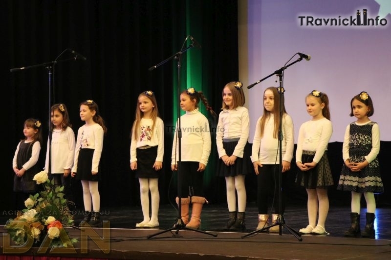 Dječji zbor JU HKC-a Nova Bila nastupio u Centru za kulturu općine Travnik povodom obilježavanja Dana nezavisnosti BiH