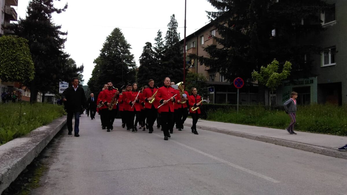 Limena glazba, Maturalni defile u Novom Travniku (S.Š.Travnik). 31.05.2019.)