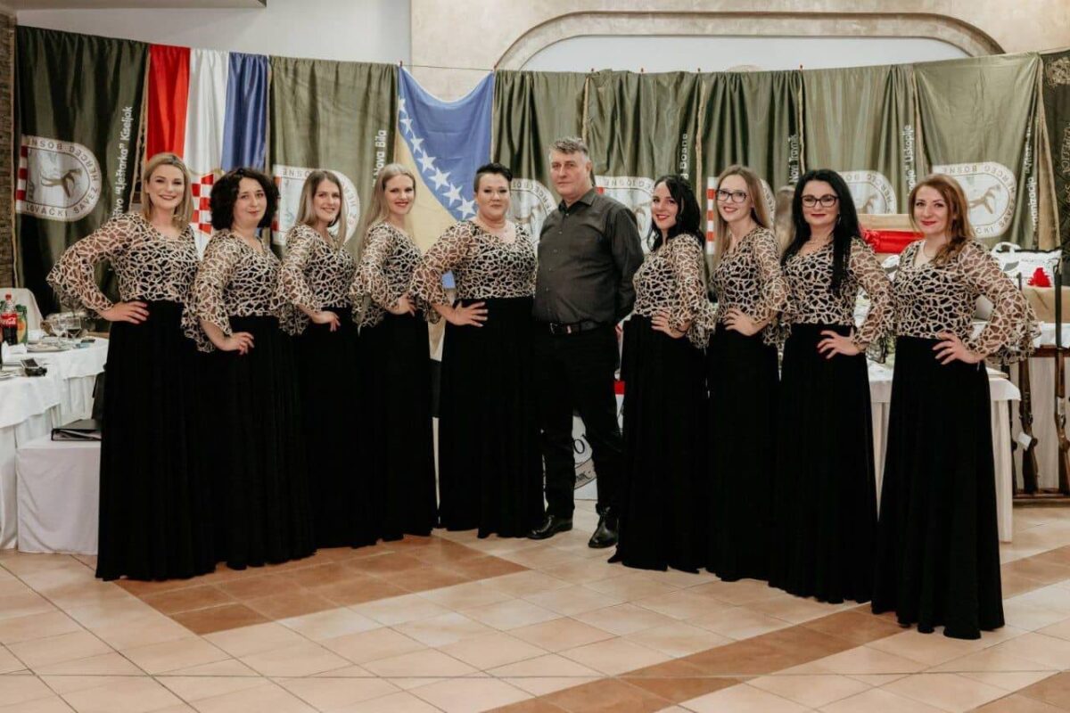 VS „Lašvanske dive“ HKC-a Nova Bila sjajnim nastupom zadivile preko 400 posjetitelja Lovačke zabave