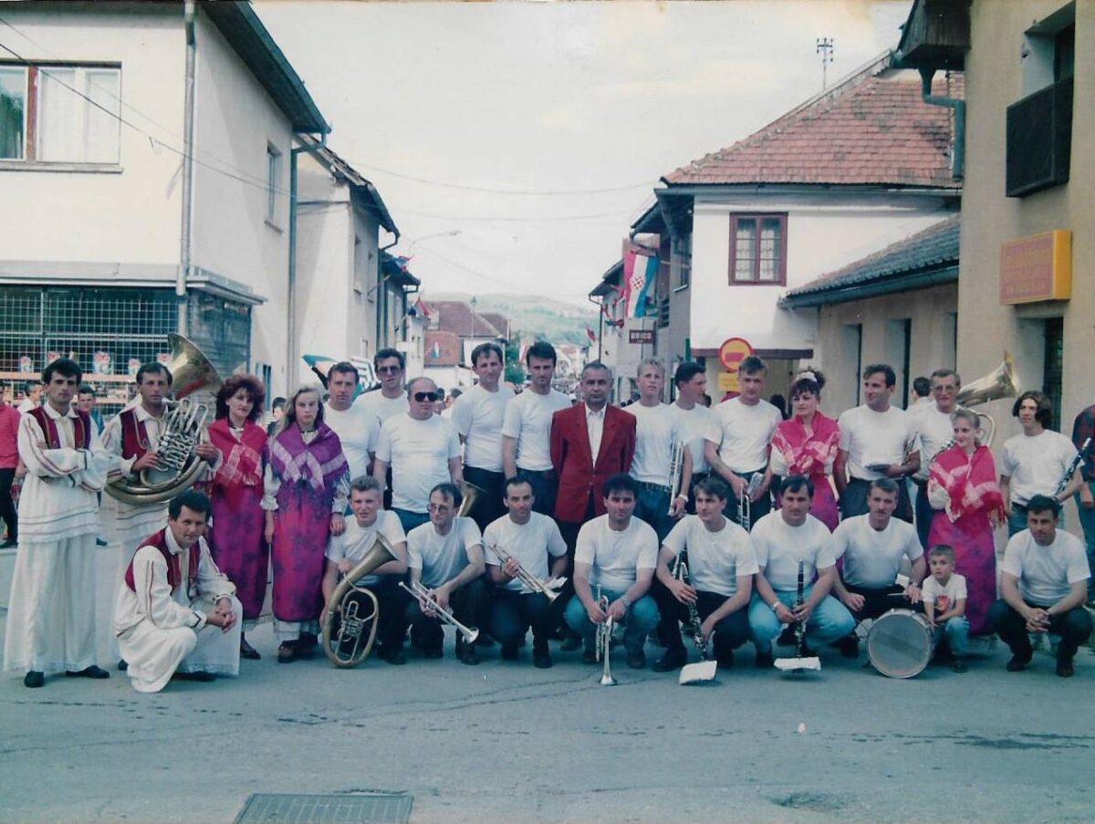 Članovi Limene glazbe ,,Nova Bila” na nastupu u Busovači davne 1995. godine
