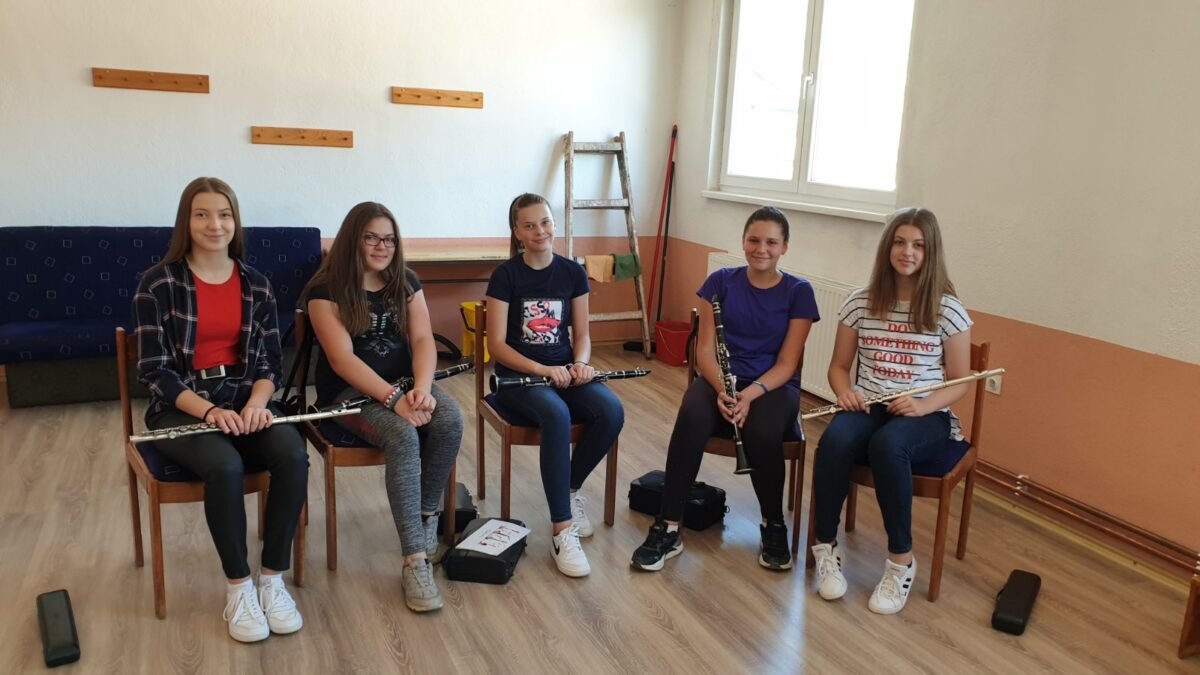Prvi mjesec aktivnosti projekta ,,Jačanje glazbenih sastava mladih u Novoj Biloj”