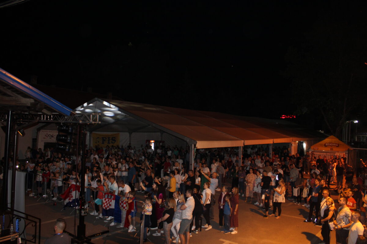 Dani Nove Bile 2022: Održan koncert Miroslava Škore.