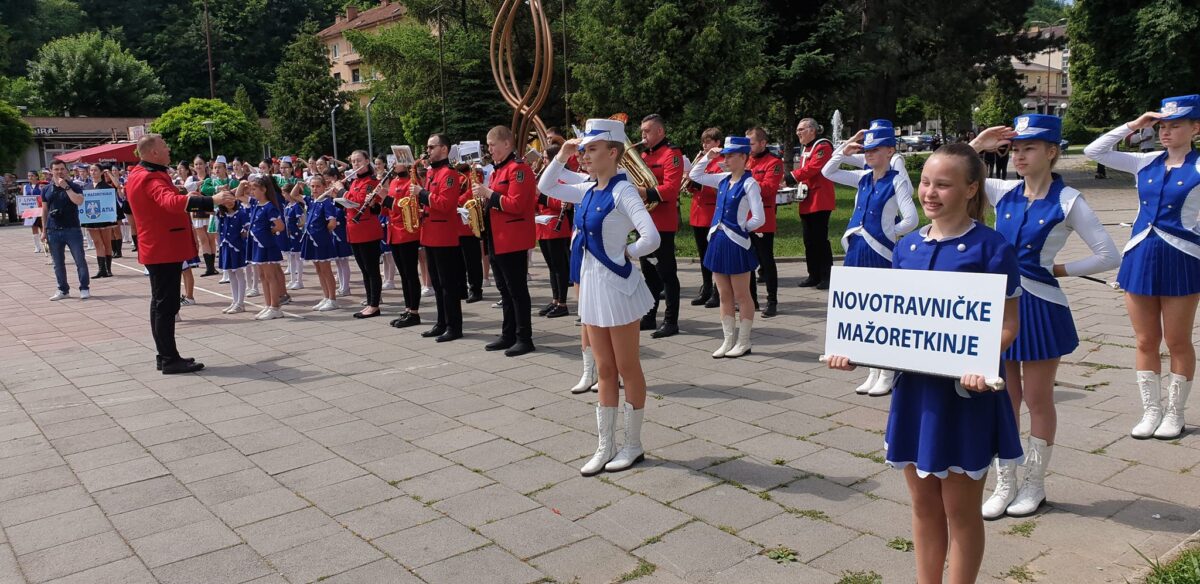 Limena glazba ,,Lašva” Nova Bila predvodila defile povodom Dana općine Novi Travnik