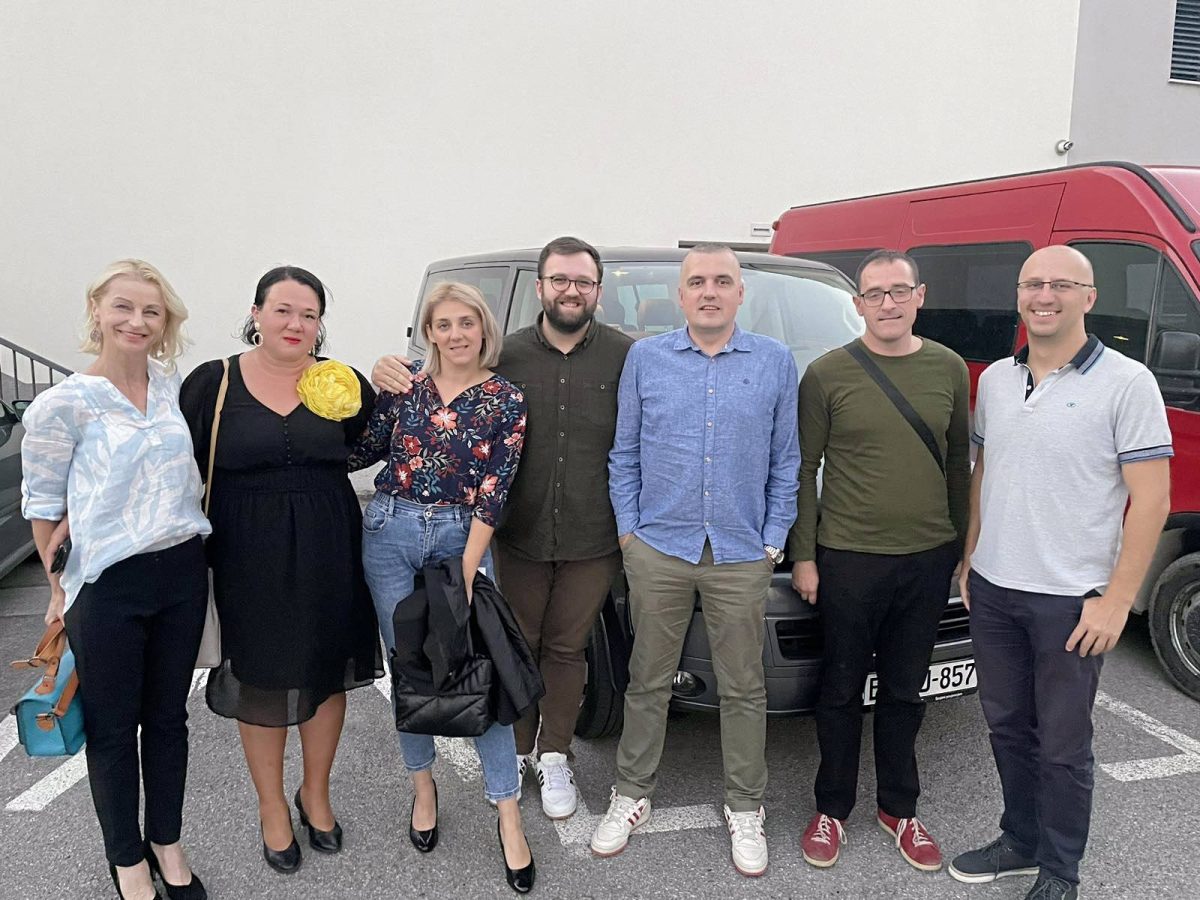 Pidžama za šestero odigrana u Sv. Ivan Zelina. Ilijana Budimir Trupina dobila nagradu za ,,Glumca večeri”.