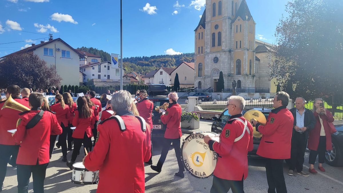 Na završnom danu manifestacije ,,Uskopaljske jeseni” nastupila Limena glazba ,,Lašva” Nova Bila