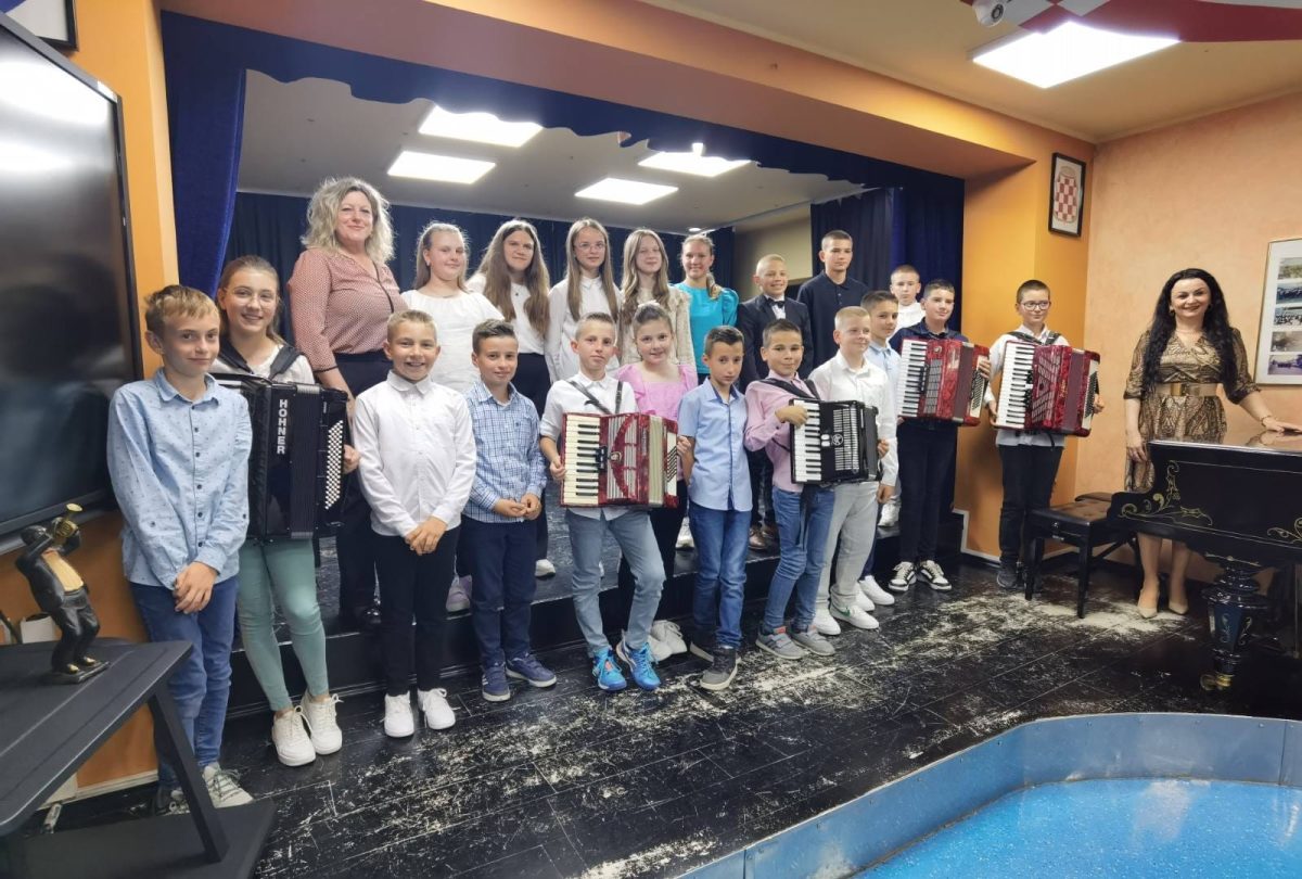 Održani interni sati učenika harmonike i klavira u OGŠ Jakova Gotovca Novi Travnik – Područni odjel Nova Bila