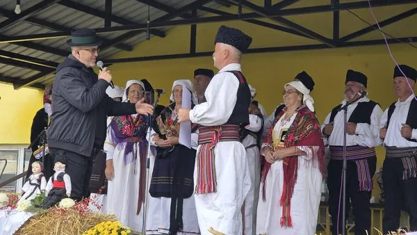 Ženska i muška pjevačka skupine ,,Čuvarice” nastupile 15. Kazanijadi u Krčevinama