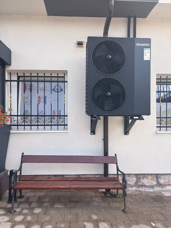 Rekonstrukcija sustava grijanja u HKC-u. Postavljena nova toplinska pumpa.